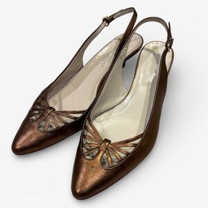 Alain Jarian Bronze Metallic Leather Pointed-toe Kitten Heel Slingback Pumps